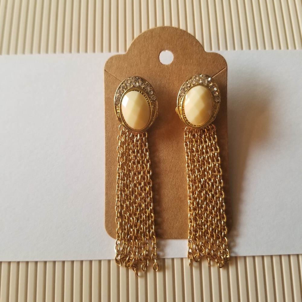 Earring Bundle 4 - Picture 3 of 6